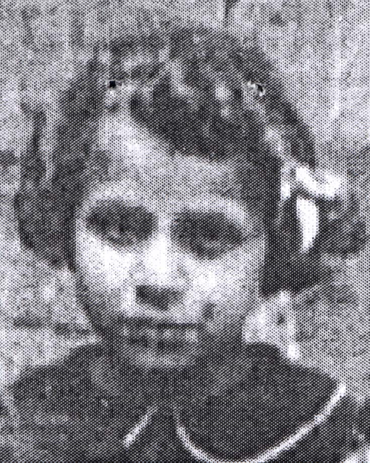 Eliane with her curls